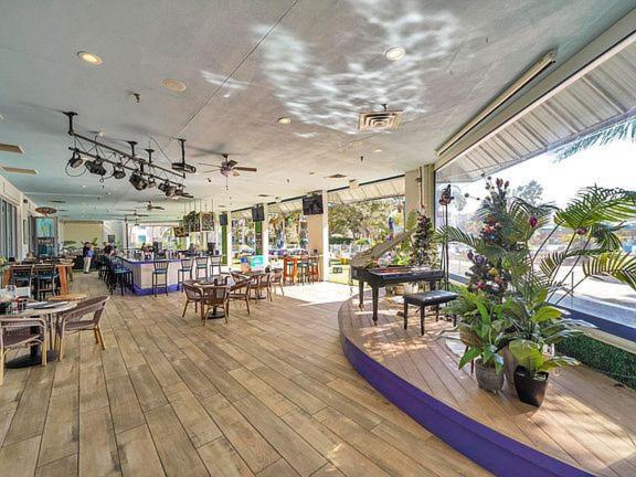 5 Star Resort 2Br 2 Bath King Suite Shuttle Pools Across From Beach 2208 Destin Exterior foto