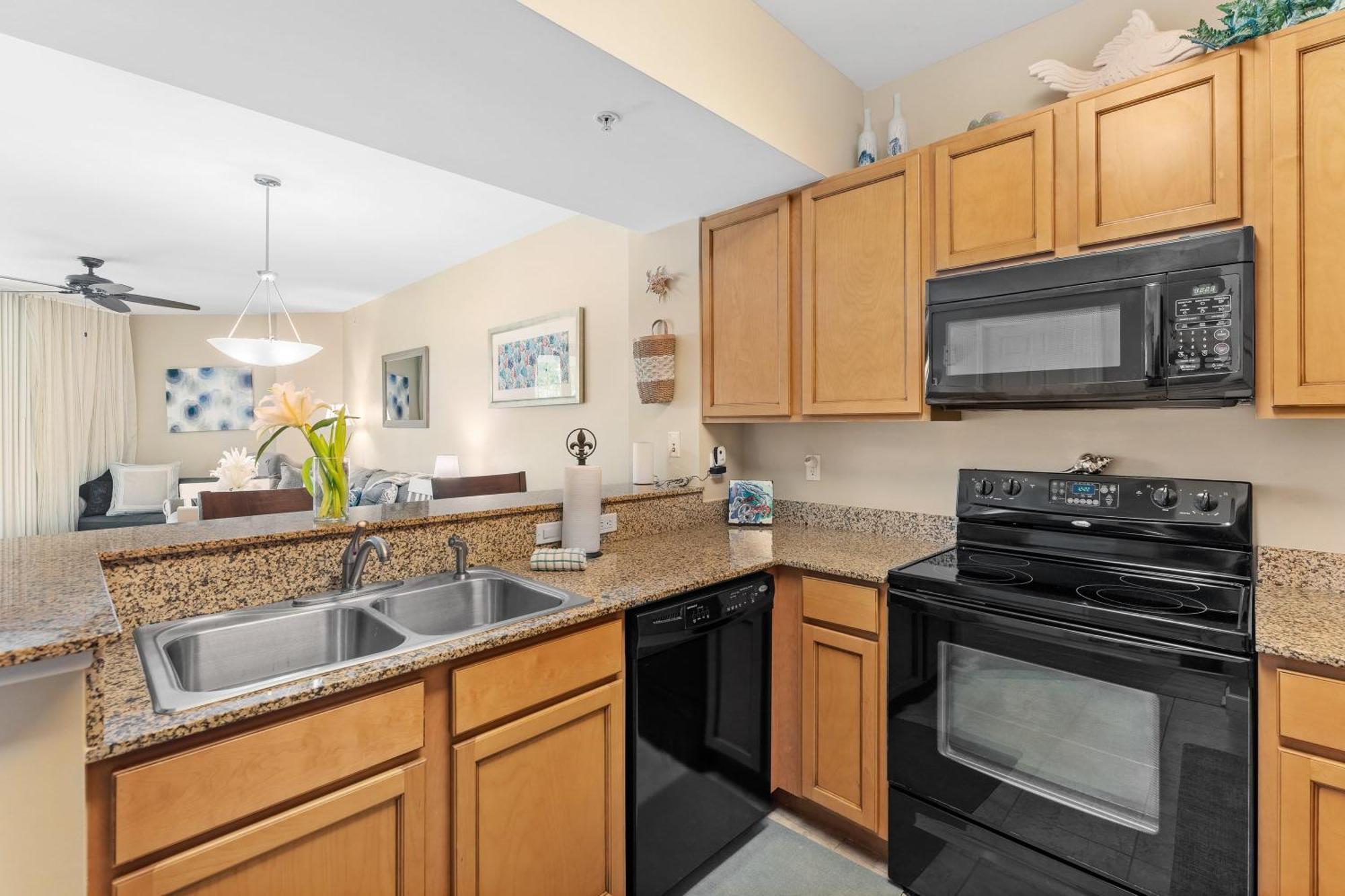 5 Star Resort 2Br 2 Bath King Suite Shuttle Pools Across From Beach 2208 Destin Exterior foto